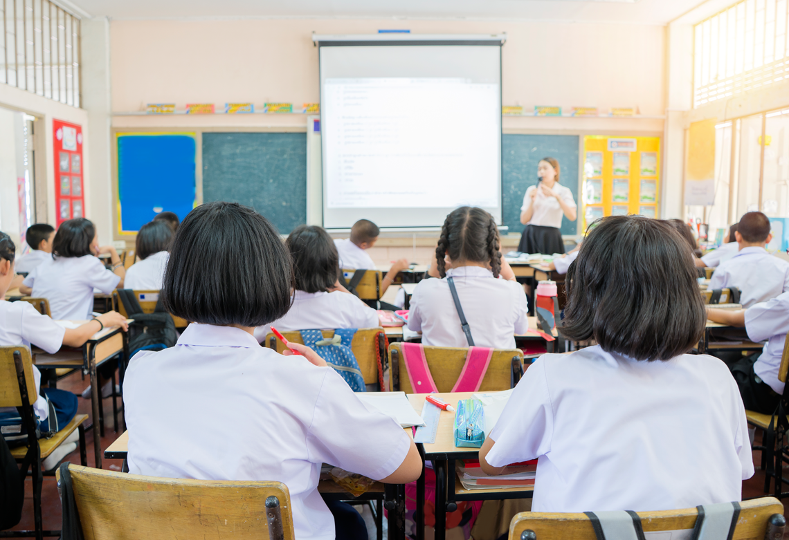 Know the five successful tactics for classroom management